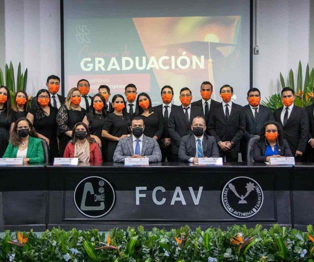 Prepara UAT especialistas en Dirección Empresarial