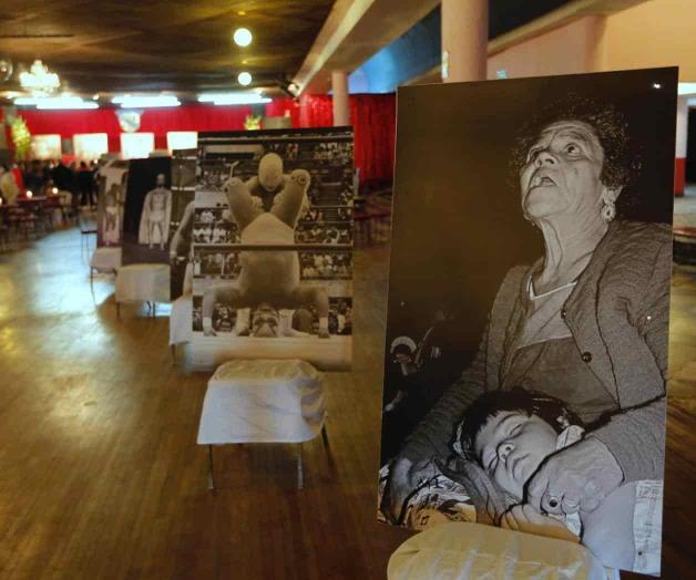 Celebran a Lourdes Grobet en el Salón Los Ángeles