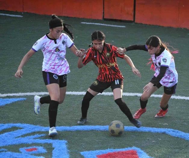 Mejoran las Águilas, pero falta contundencia