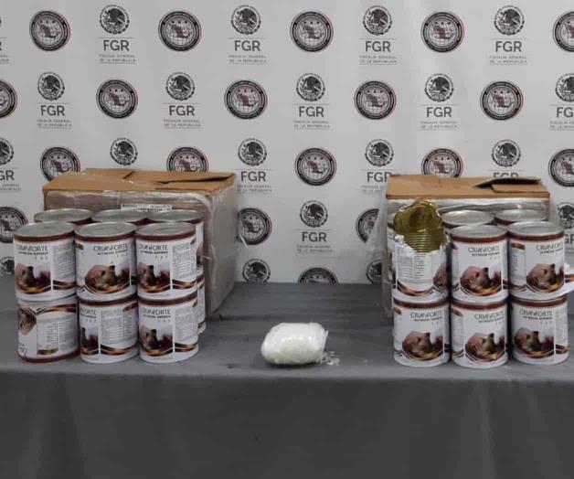 Aseguran 47 kilos de cristal en paquetería