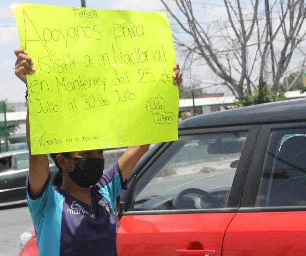 ‘Botean’ jovencitas para acudir a torneo