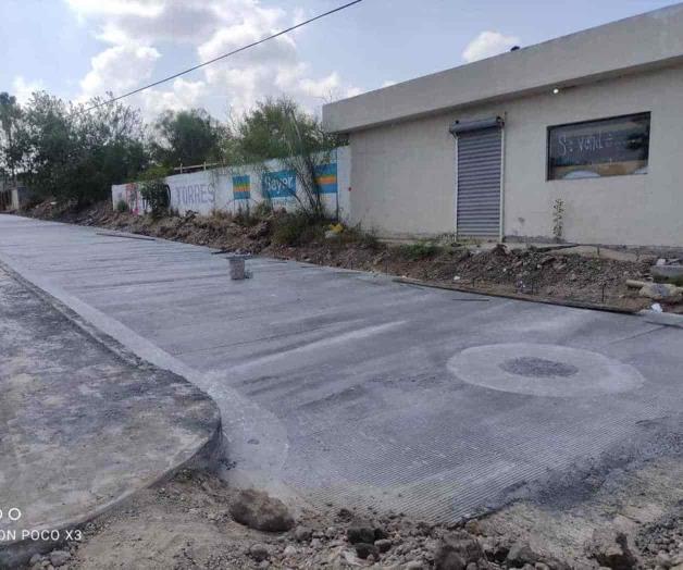 Pavimentan calle Décima en la Hijos de Ejidatarios