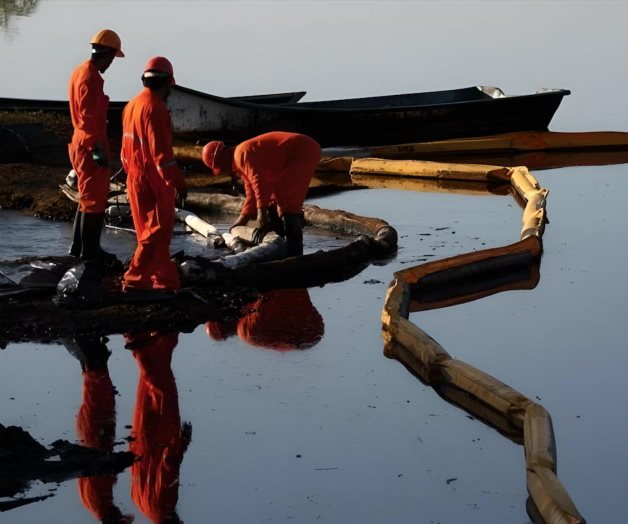 Paran 3 potabilizadoras por derrame en río de Tabasco
