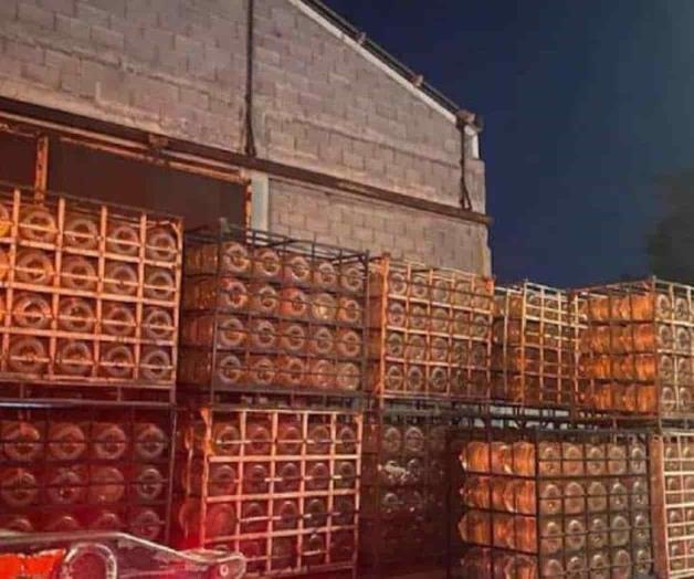 Guardia Nacional recupera tractocamión que transportaba garrafones de agua robados en NL