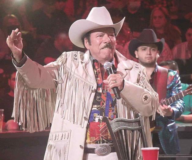 Me quieren meter al bote: Lalo Mora