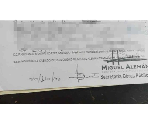 Firman vecinos pliego petitorio contra bloquera