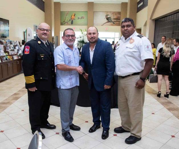 Firman acuerdo de hermandad gobiernos de Río Bravo y Weslaco Texas