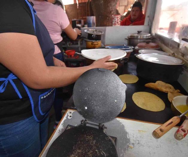 Monitoreo sanitario a expendios de comida
