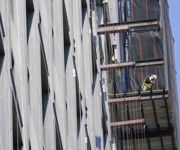 Desempleo cae a mínimo desde inicio de pandemia