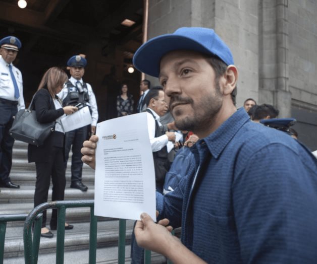 Diego Luna se suma al rechazo contra el decreto de AMLO: es un golpe militar a la Constitución Diego Luna se suma al rechazo contra el decreto de AMLO: es un golpe militar a la Constitución
