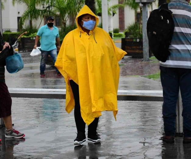 Registran Laredos lluvia torrencial