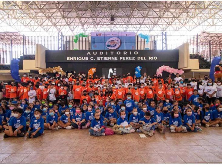 Llevan la UAT ciencia a niños con campamento Llevan la UAT ciencia a niños con campamento