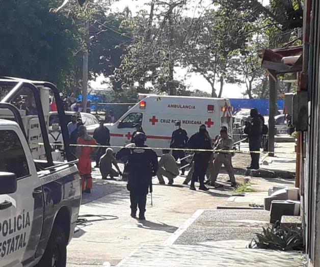 Mata cocodrilo a hombre en Laguna del Carpintero