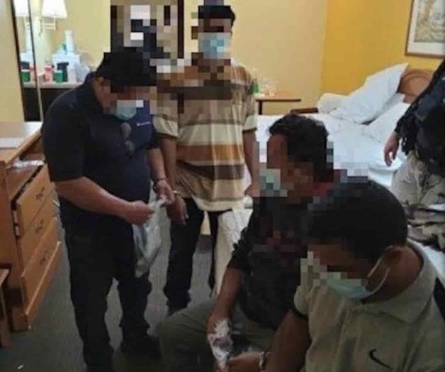 Hallan a seis migrantes en el cuarto de un hotel