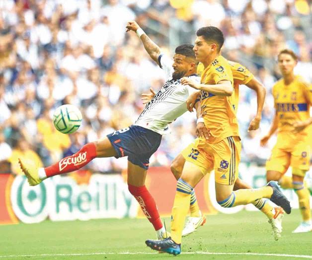 Intensos, pero sin goles en Clásico Regio