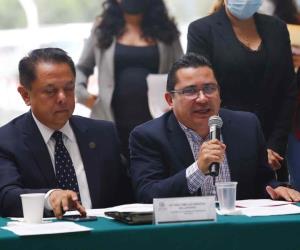 Amagan al INE con otro recorte