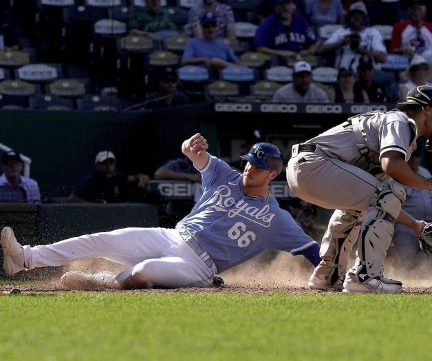 Reales ganan a Chicago; Waters rompe el empate