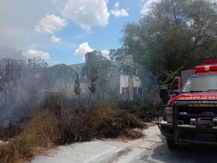 Incendio por poco consume viviendas Incendio por poco consume viviendas