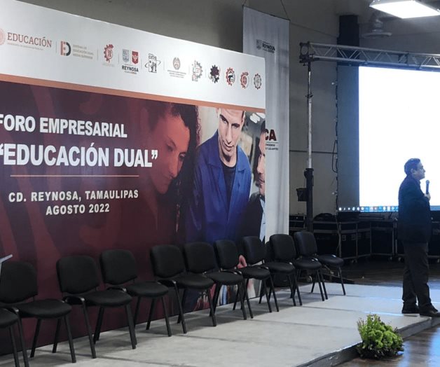 Preparatorianos saldrán con experiencia laboral Preparatorianos saldrán con experiencia laboral