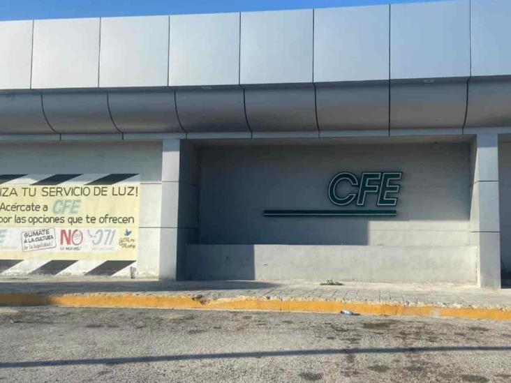 Exigen a CFE rehabilitar el estacionamiento Exigen a CFE rehabilitar el estacionamiento