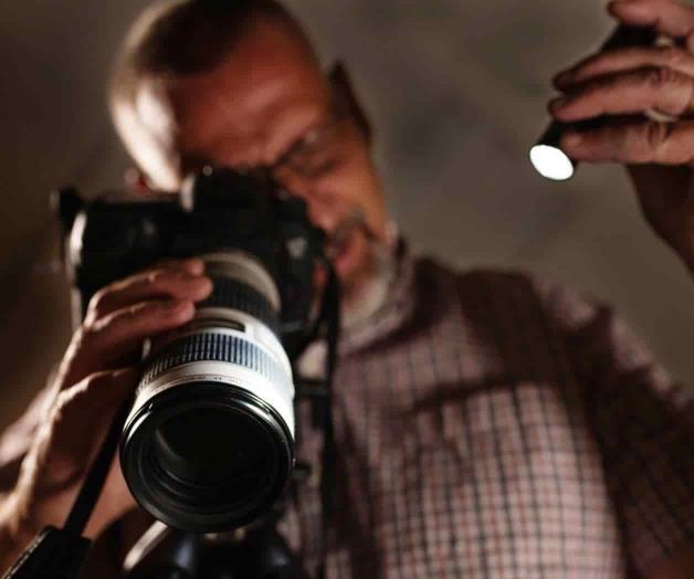 Imparten curso de foto macroforense