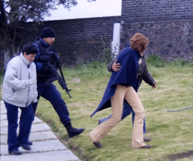 Televisa y TV Azteca pretendieron lavar su complicidad en el caso Cassez-Vallarta