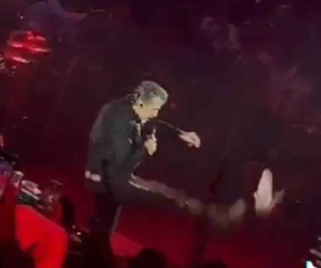 Patea peluche de Dr. Simi