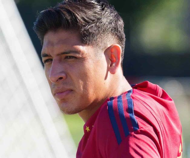 Lanza Chelsea jugosa oferta por Edson Álvarez