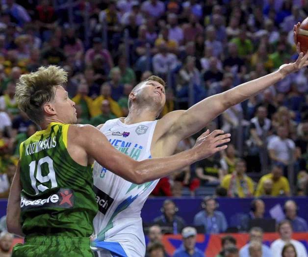 Arranca con triunfo campeón Eslovenia