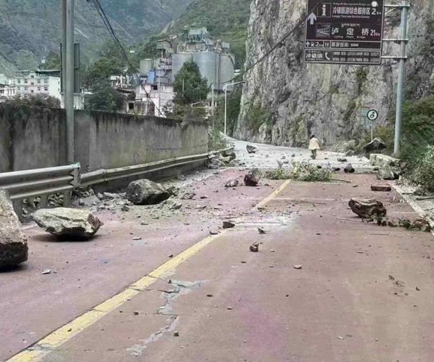 Decenas de muertos en un sismo en el suroeste de China