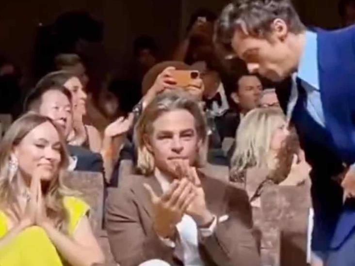 Harry Styles no escupió a Chris Pine, dice representante Harry Styles no escupió a Chris Pine, dice representante
