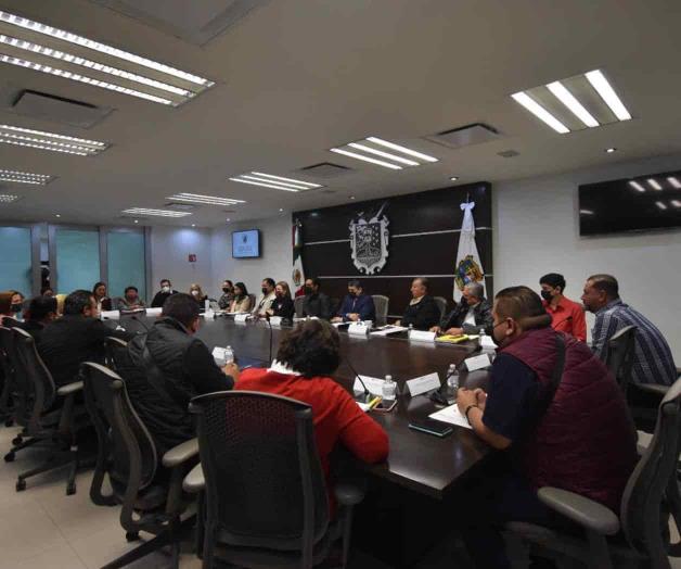 Cuestiona labor de los regidores