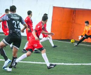 Van Vikingos a la final de la Conferencia Nacional Van Vikingos a la final de la Conferencia Nacional