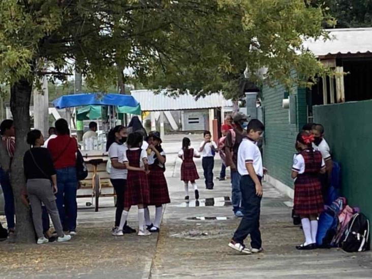 Faltan a clases el 40% de alumnos Faltan a clases el 40% de alumnos