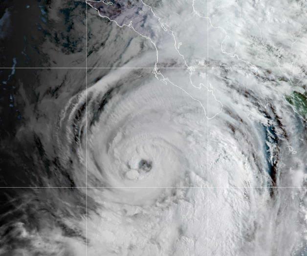 Avanza ‘Kay’ hacia la península de BC