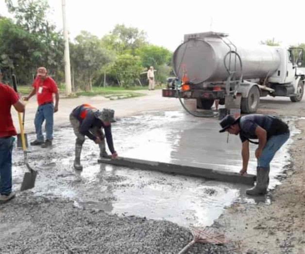 Rehabilitan avenida Las Flores en la villa