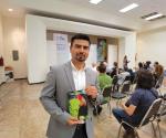 Publican libro para preservar a los loros