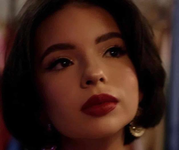 Parecida a María Félix