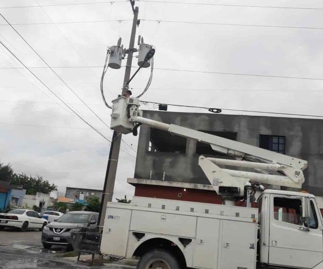 Rehabilita Municipio alumbrado