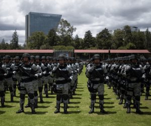 AMLO exhorta a gobernadores a que fijen postura sobre la reforma a la Guardia Nacional