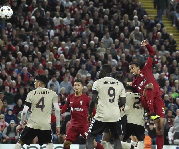 Pierde el Ajax con mexicanos en su visita