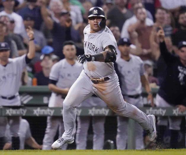 Yanquis barren a Boston