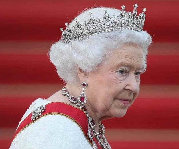 Detienen a hombre que intentó tocar ataúd de Reina Isabel II Detienen a hombre que intentó tocar ataúd de Reina Isabel II