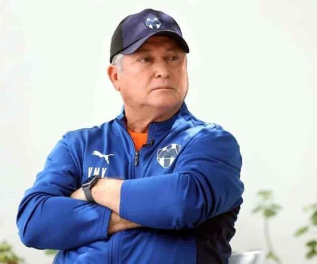 Sale Vucetich del hospital por su propio pie Sale Vucetich del hospital por su propio pie