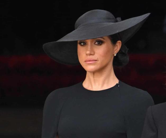 Solicita audiencia con rey Carlos III