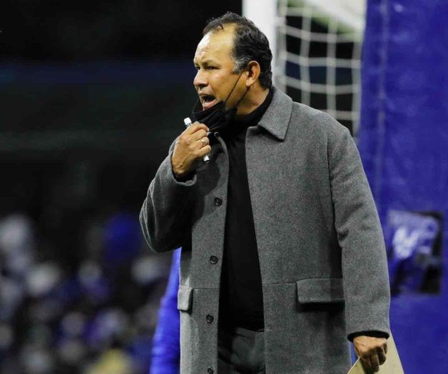 Reynoso vive sueño de debutar con Perú Reynoso vive sueño de debutar con Perú