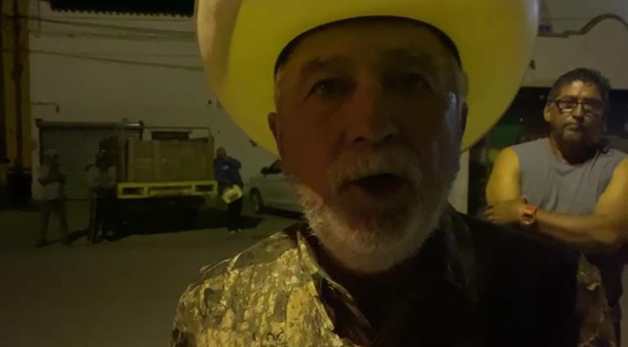 Bloquean autodefensas Carr. Victoria-Monterrey