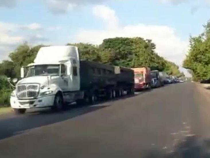 Reanudan bloqueo en Hidalgo Reanudan bloqueo en Hidalgo