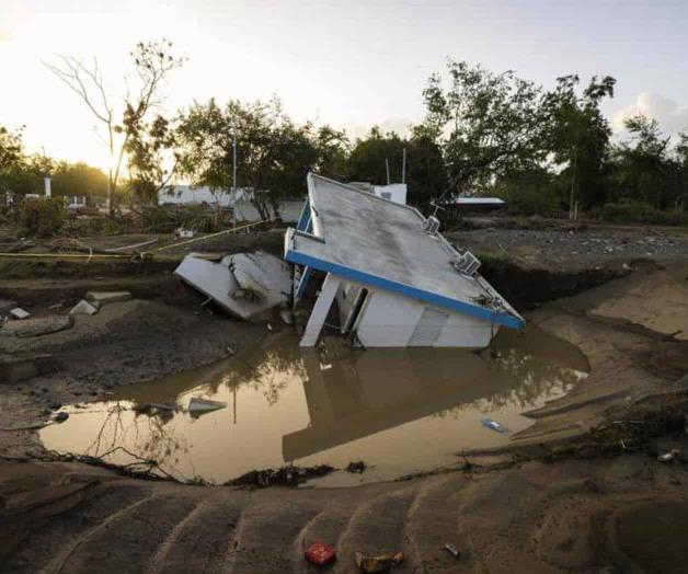 Puertorriqueños furiosos por apagones días después de Fiona