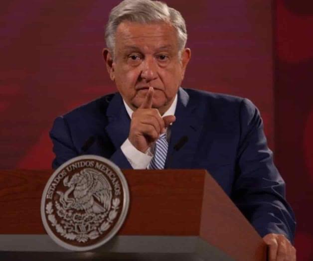 AMLO admite que se cancelaron 21 órdenes de aprehensión por caso Ayotzinapa